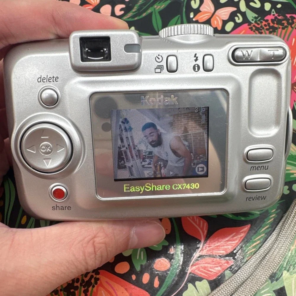 Kodak EasyShare CX7430‎ Digital Camera – Compact Point-and-Shoot Camera